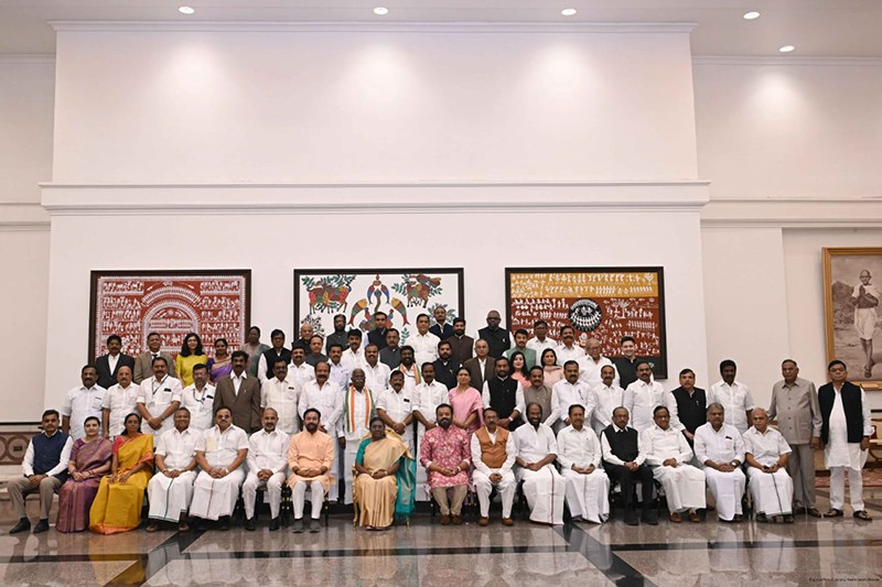 In Images: President Droupadi Murmu hosts breakfast of Parliament