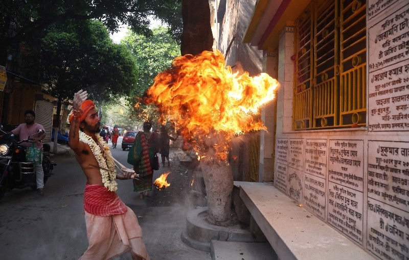 In Images: Gajan Festival In Bengal