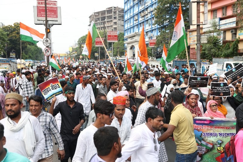 Muslims take to Kolkata streets to protest Waqf amendment