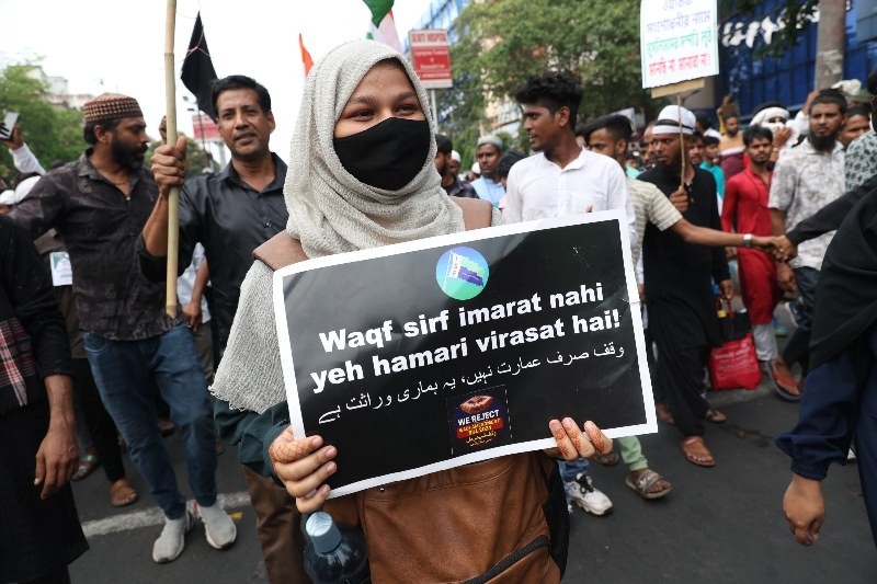 Muslims take to Kolkata streets to protest Waqf amendment