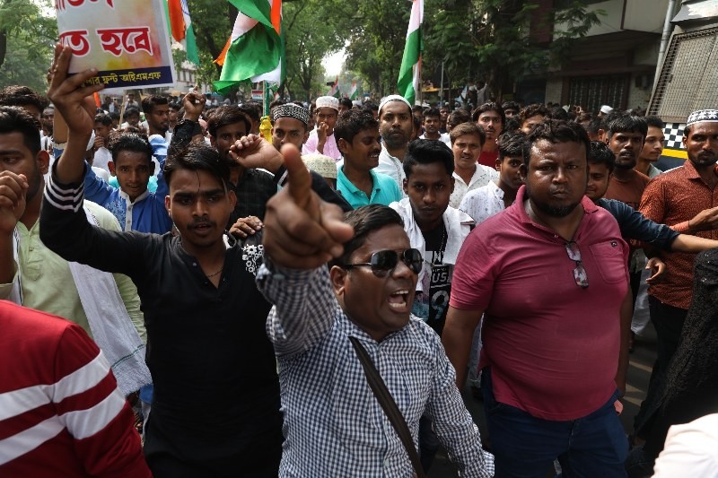 Muslims take to Kolkata streets to protest Waqf amendment