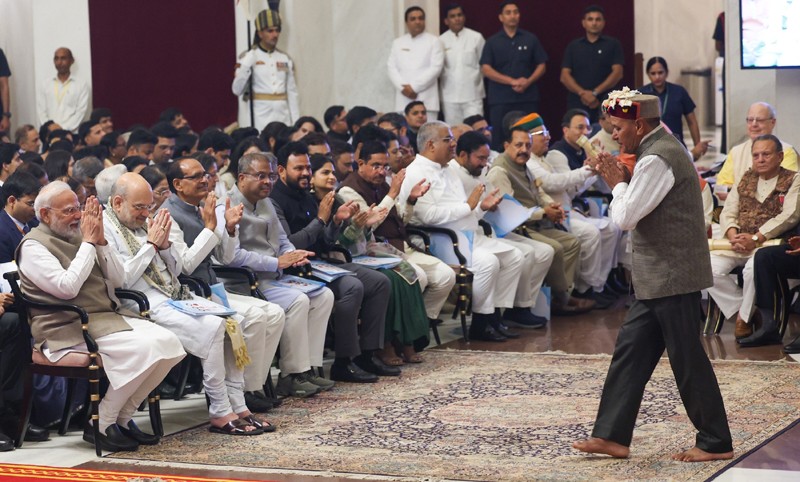 In Images: President Murmu presents 2025 Padma Awards at Rashtrapati Bhavan