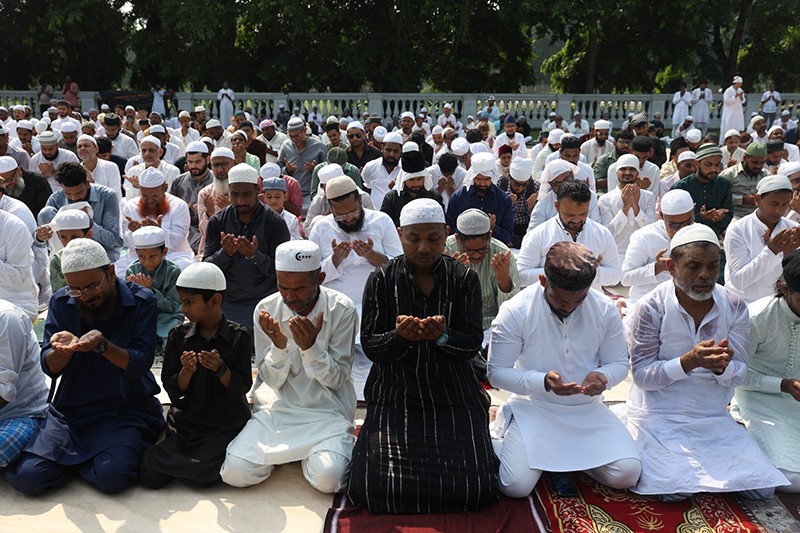 Muslims offer prayers on Eid al-Adha in Kolkata