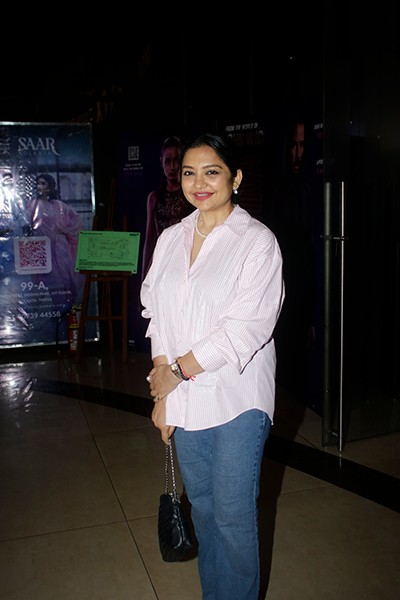In Images: Premiere of Bengali film Onko Ki Kothin