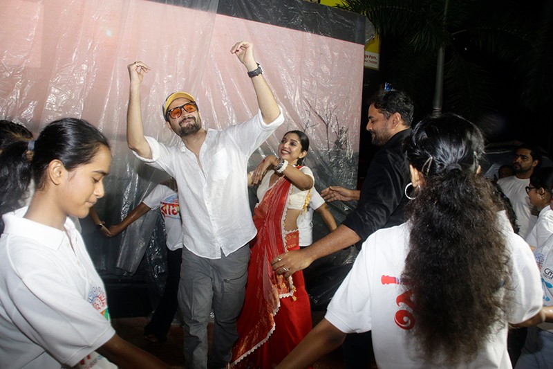 In Images: Flashmob event of Bengali film Raas