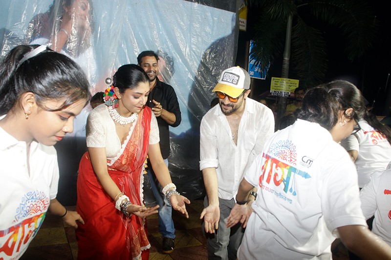In Images: Flashmob event of Bengali film Raas