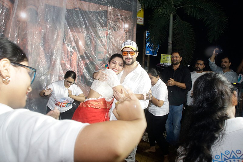 In Images: Flashmob event of Bengali film Raas