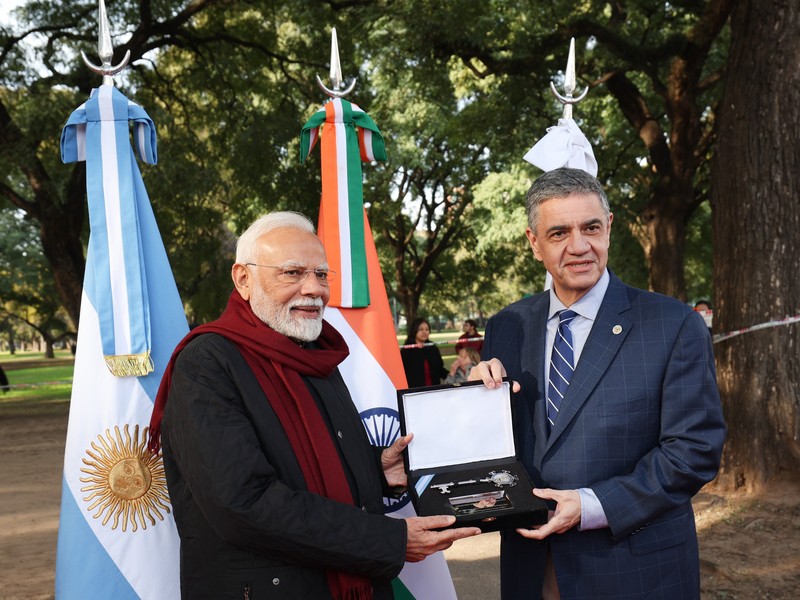 In Images: PM Modi pays homage to statues of Mahatma Gandhi and Rabindranath Tagore in Buenos Aires