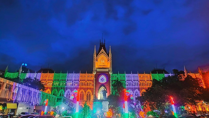 Kolkata landmarks glow in Tricolour for Independence Day