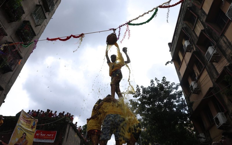 In Images: Kolkata celebrates Krishna Janmashtami with Dahi Handi festival
