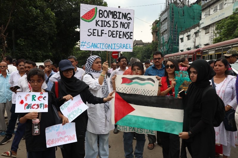 In Images: Citizens, Left outfits hold protest in Kolkata demanding end to Gaza violence