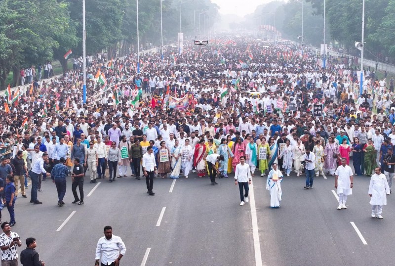 In Images: Mamata Banerjee Leads Protest March Against SIR and NRC in Kolkata