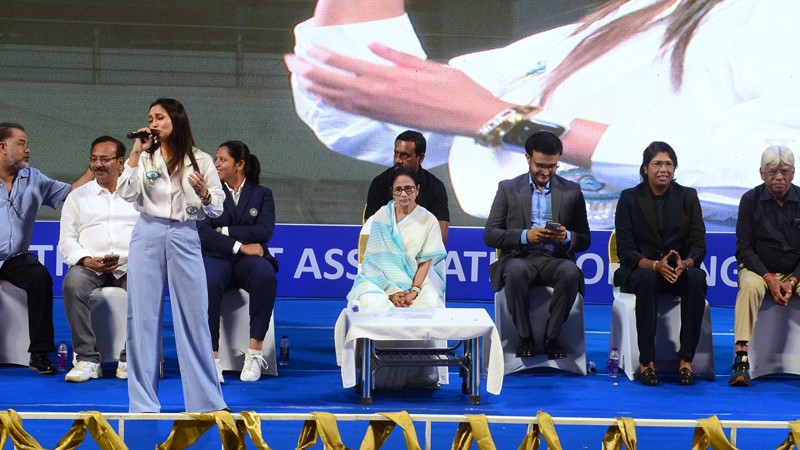 In Images: From cheers to honours — Kolkata hails World Cup hero Richa Ghosh at Eden Gardens