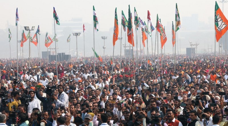 PM Modi attends Nitish Kumar's swearing-in ceremony in Patna