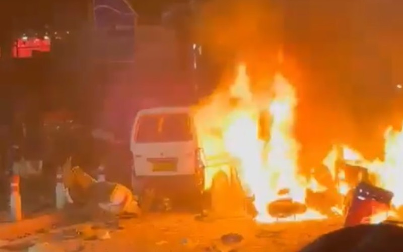 Delhi Police seeks foreign-educated doctors’ details as Red Fort blast probe widens into white-collar network.