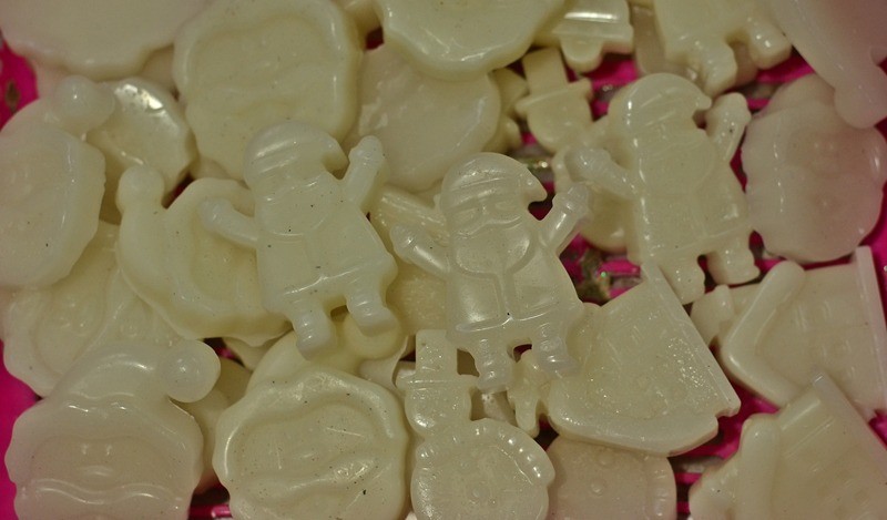 Kolkata wax artist Tuhin Mukherjee brings Santa Claus to life ahead of Christmas