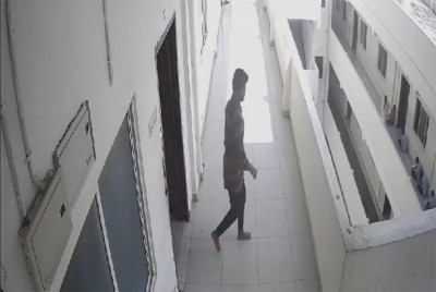 Andhra college student jumps to death from 3rd floor of his college