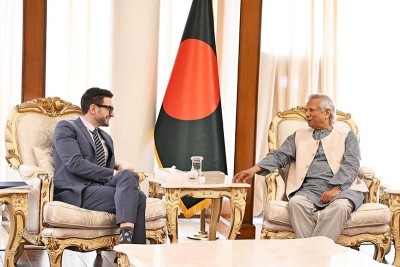 George Soros's son meets Bangladesh's Muhammad Yunus after Donald Trump freezes aid