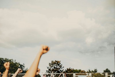 Awami League supporters raise slogans against Yunus, demand his resignation during Modi's visit to US