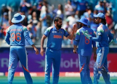 Shami picks three wickets to help India bowl out Australia for 264 in CT semi-finals