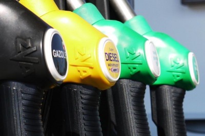 Karnataka govt hikes sales tax on diesel, price goes up by Rs. 2