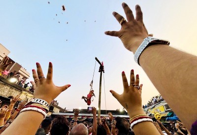 Of Dares and Thrills: Glimpses Of Bengal's Charak Festival In Kolkata