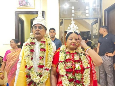 In images : BJP leader Dilip Ghosh marries Rinku Majumdar