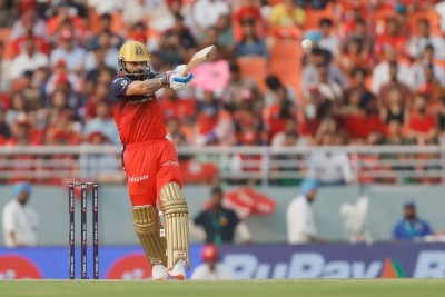 Virat Kohli guides RCB to 7-wicket victory over PBKS
