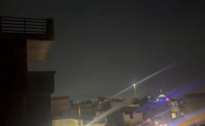 Breaking News: Blackout in Jammu as Pakistan launches drone attacks on Jammu, heavy shelling on, sirens heard