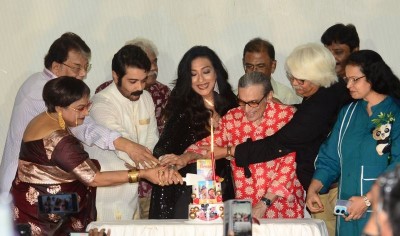 Prosenjit-Rituparna reunite to celebrate silver jubilee of Bengali blockbuster film Sasurbari Zindabad