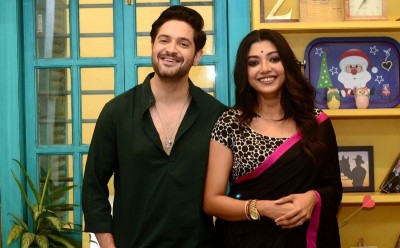 Vikram Chatterjee, Devlina Kumar talks about Bengali culture and ritual in backdrop of 'Raas' release