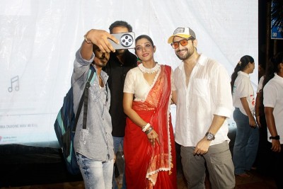 In Images: Flashmob event of Bengali film Raas