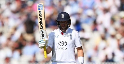 Joe Root's unbeaten 99 helps England score 251/4 on day 1 of Lord's Test