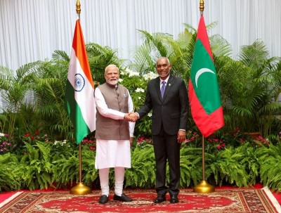 PM Modi meets Maldives President Mohamed Muizzu in Male, holds bilateral talks