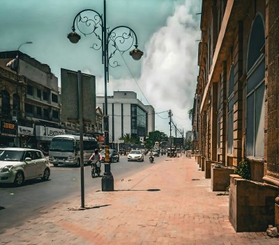 Pakistan: US temporarily limits the visit of government personnel to high-end hotels in Karachi amid report of threat