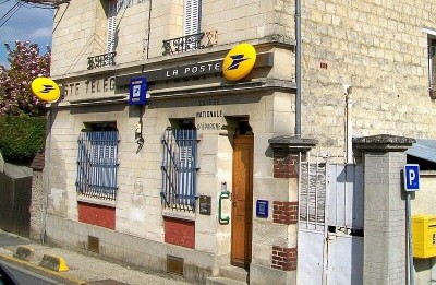 French, German postal services suspend certain deliveries to US amid imposition of tariffs