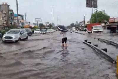 Heavy rain causes waterlogging, traffic jam in Gurugram, WFH for offices