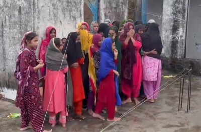 40 minor girls found locked in toilet at illegal madrasa in UP
