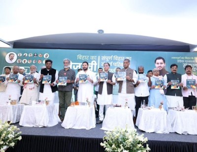 Tejashwi Yadav takes center stage again: Congress ‘sidelined’ in Grand Alliance manifesto cover?