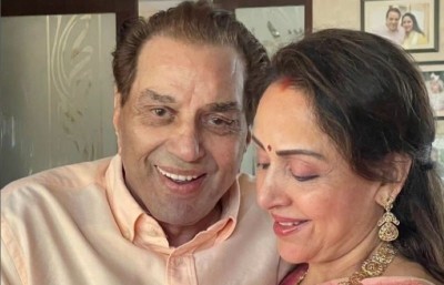 'Disrespectful and irresponsible!': Hema Malini slams fake news about Dharmendra’s death