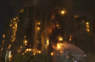 36 dead, hundreds evacuated as deadly blaze engulfs Hong Kong high-rises