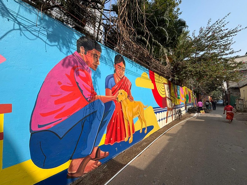 Kolkata’s Ballygunge Transforms Into a Vibrant Colour Corridor