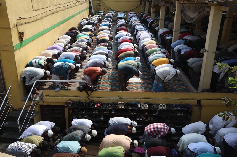 In Images: Thousands gather in Kolkata mosque on first Friday of Ramadan