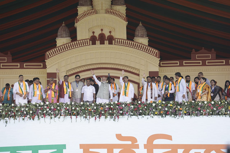 In Images: In Kolkata PM Modi launches blistering attack on TMC at Brigade rally