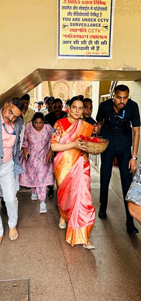 In Images: Kangana Ranaut at Kalighat Temple in Kolkata