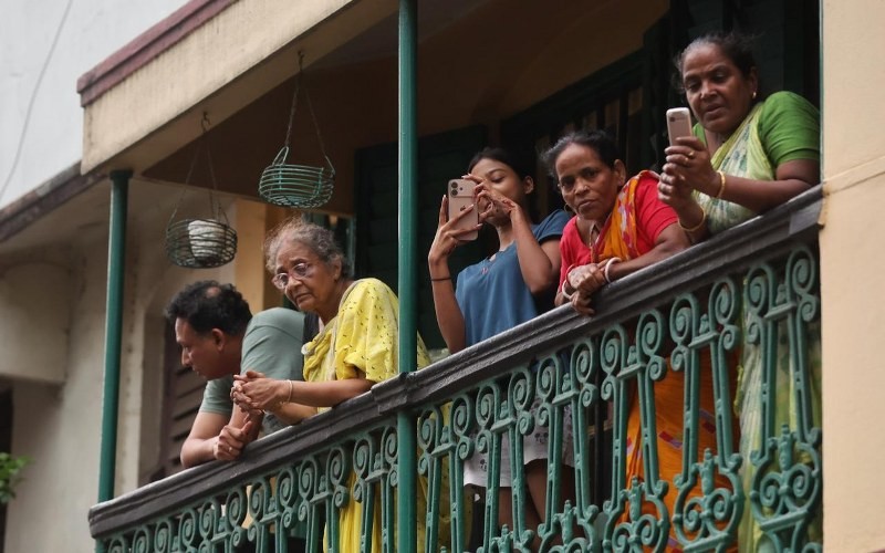 In images: Mamata Banerjee’s final campaign blitz from South Kolkata's Jadavpur to Gopal Nagar ahead of April 29 polls