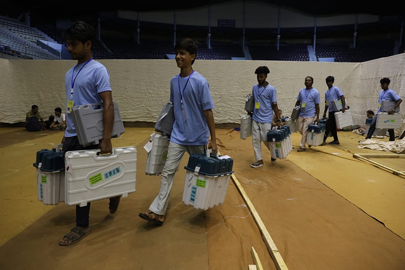 In Images: Poll preparedness peaks as VVPAT machines reach Kolkata centres ahead of final Bengal voting phase