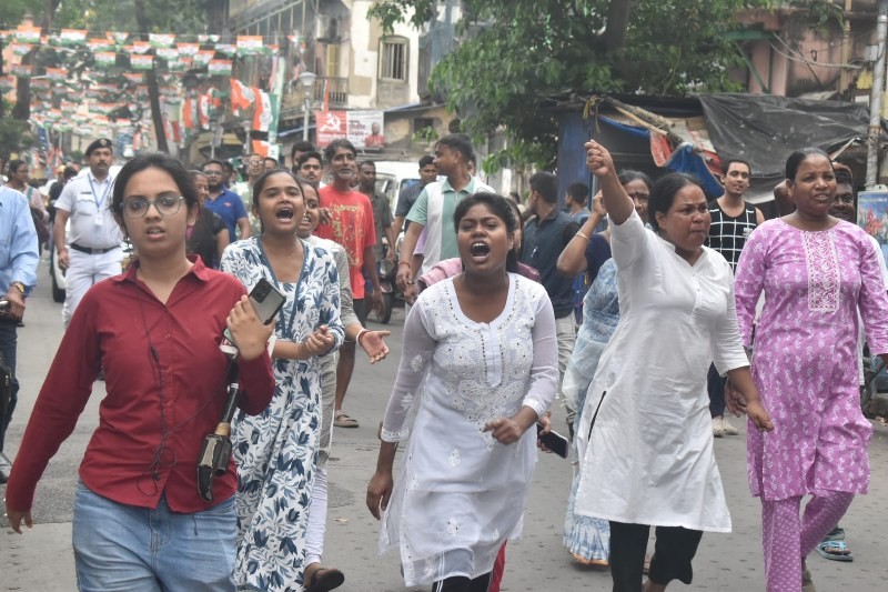 In Images: Police, RAF, central forces take charge following gherao of Suvendu Adhikari in Kolkata's Kalighat