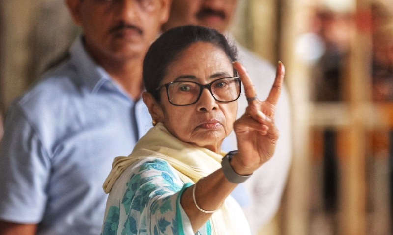 In Images: Mamata Banerjee casts her vote in Kolkata