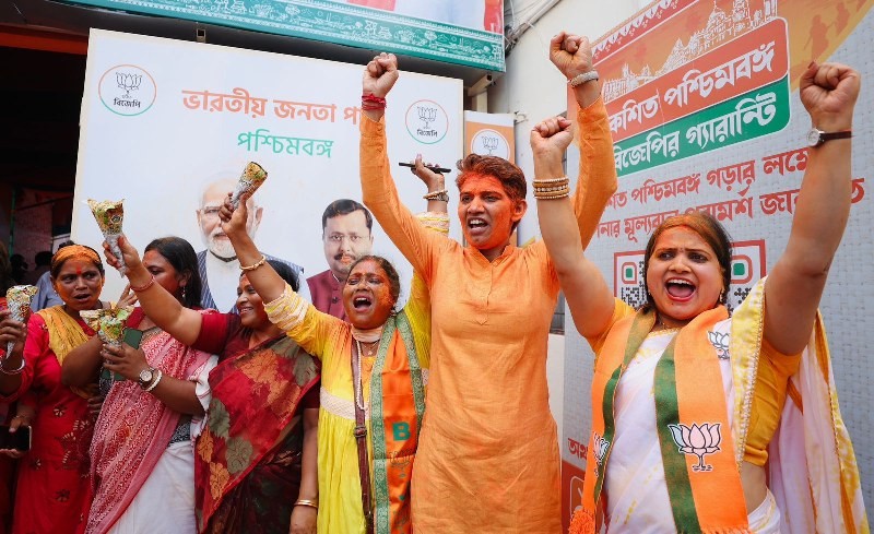 Celebrations in full swing in Kolkata as BJP looks set to come to power in Bengal